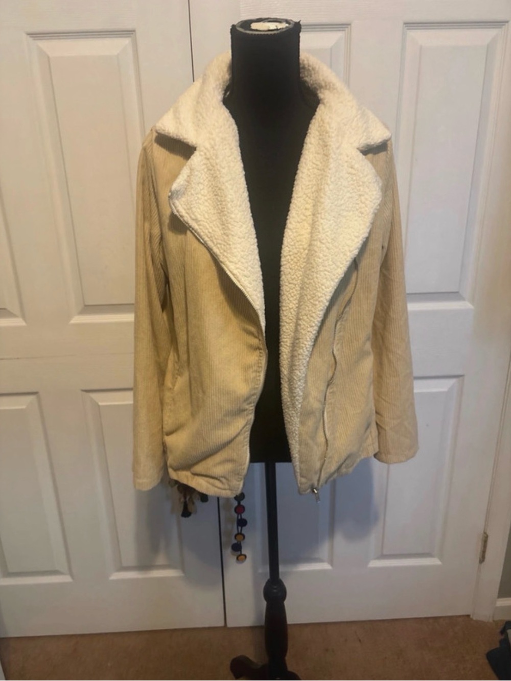 SHEIN Cream Corduroy Teddy Lined Jacket Tan corduroy-style jacket